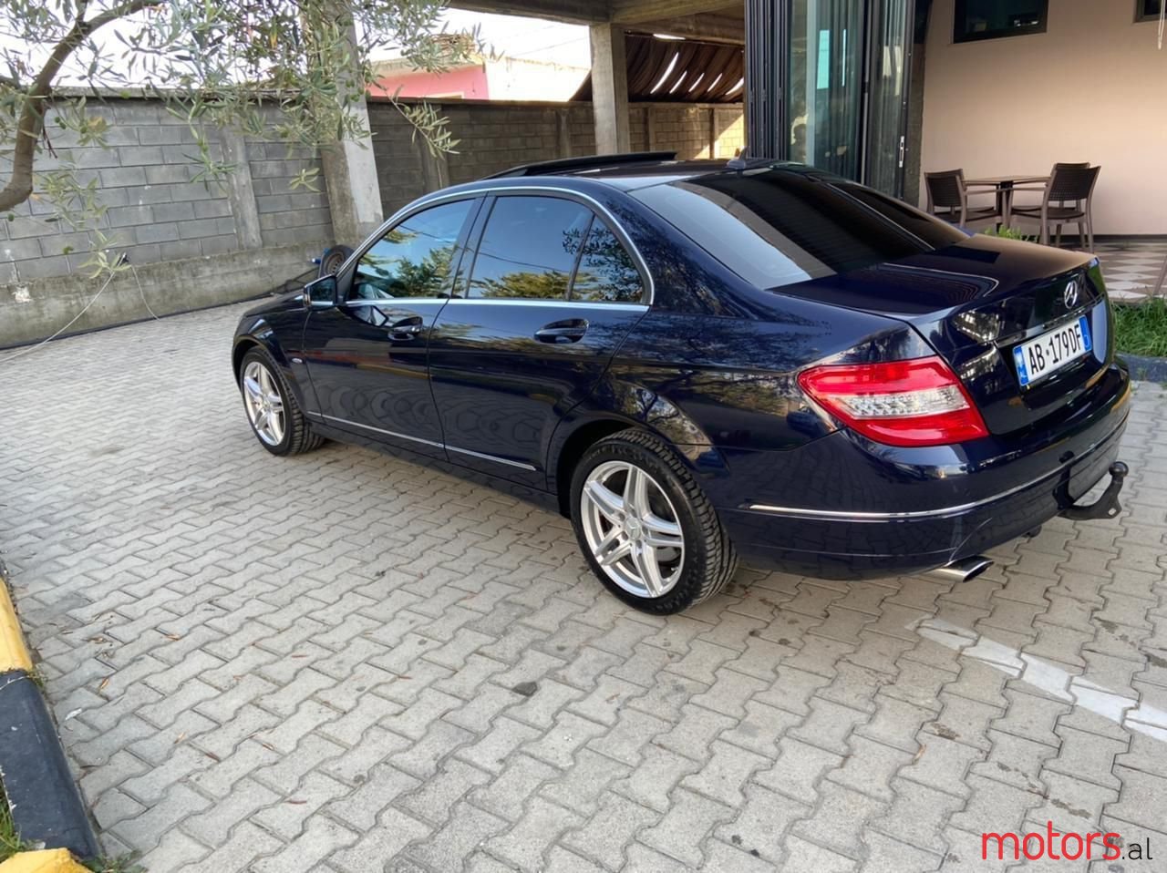 2010' Mercedes-Benz C 220 photo #3