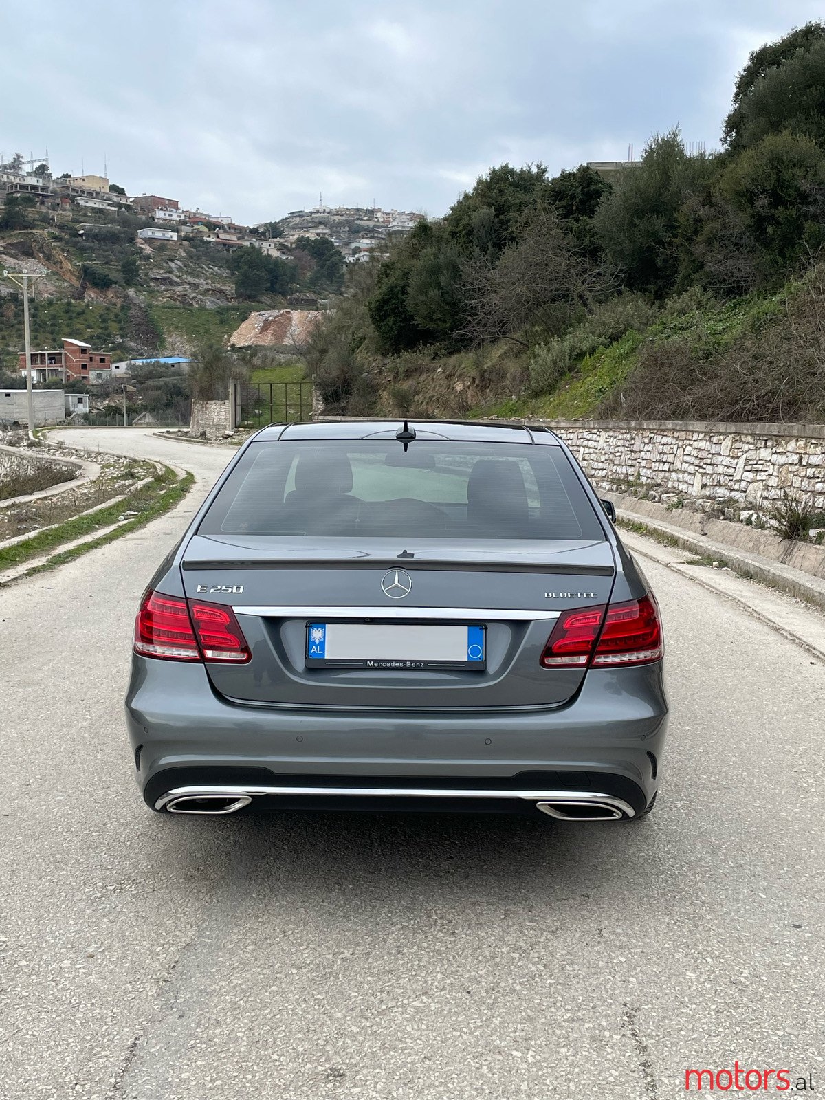 2016' Mercedes-Benz E-Class photo #3