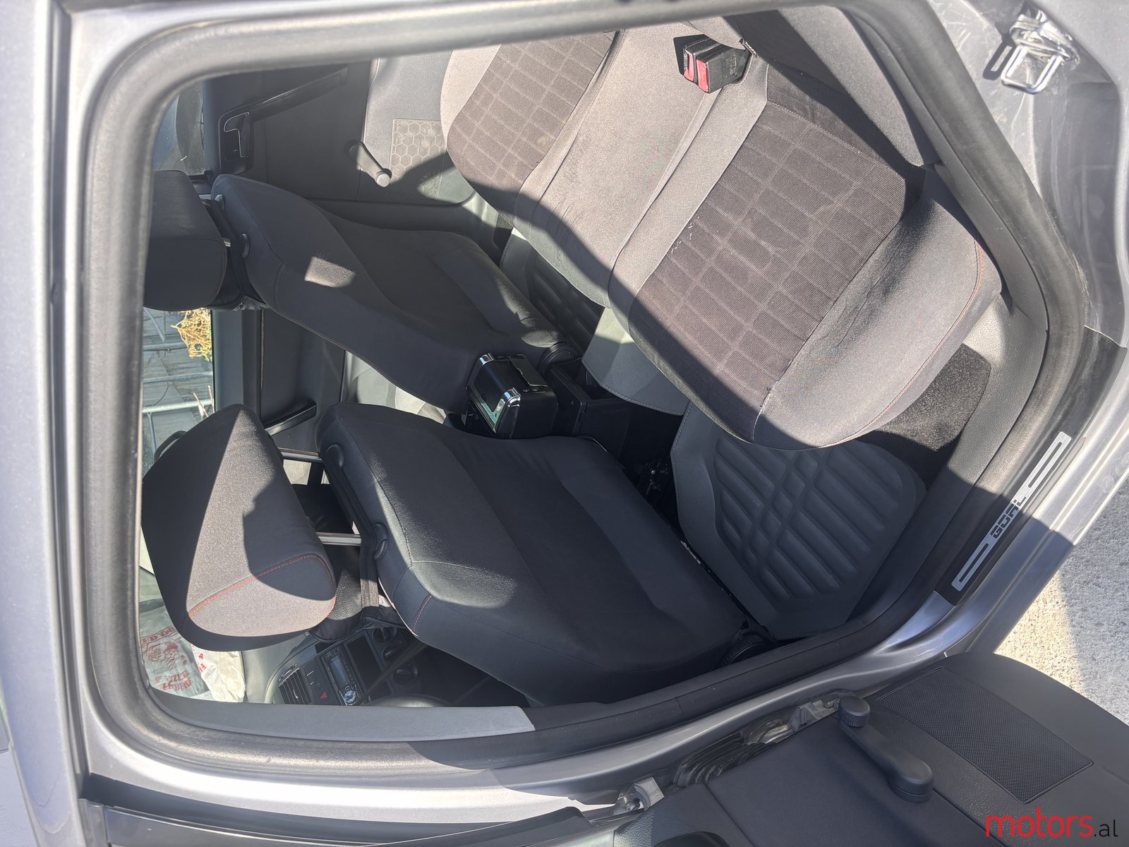 2006' Volkswagen Polo photo #6