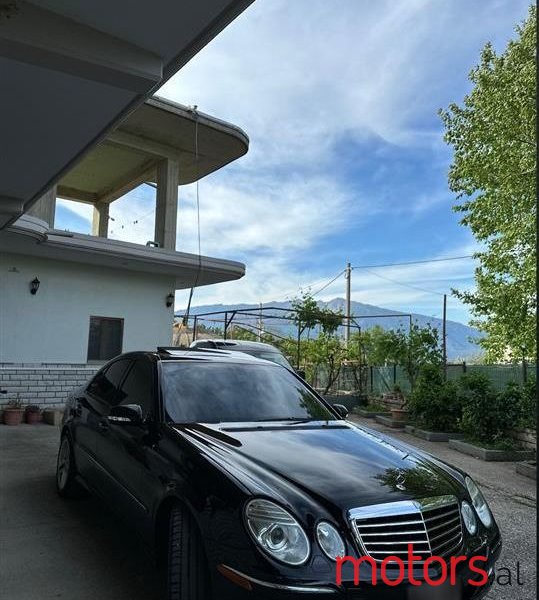 2008' Mercedes-Benz E 350 photo #1