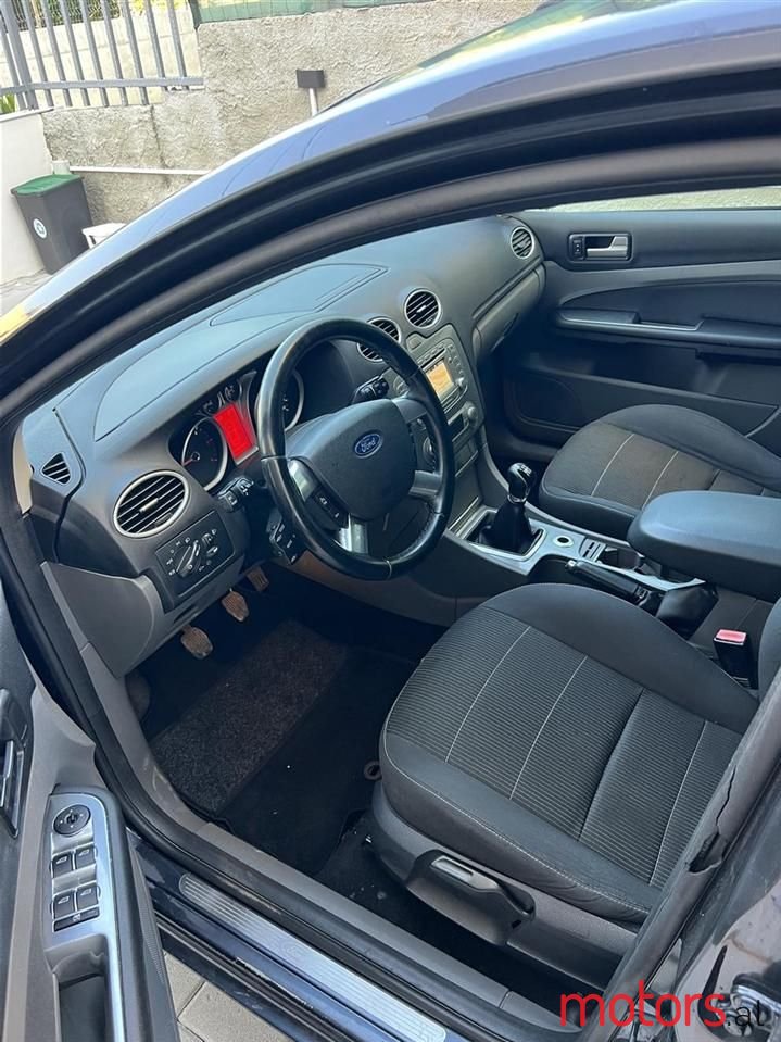 2009' Ford Focus photo #6