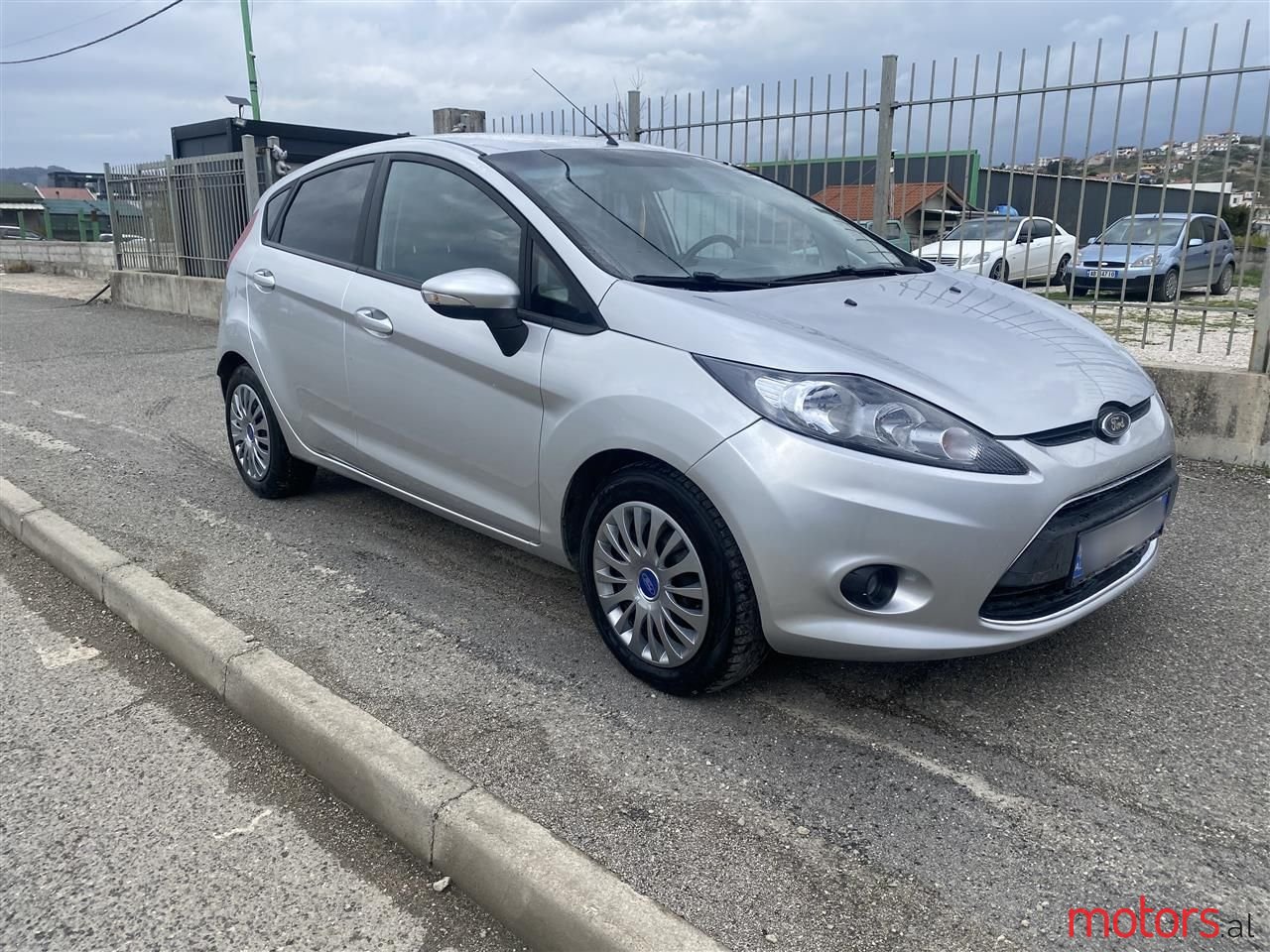 2009' Ford Fiesta photo #4