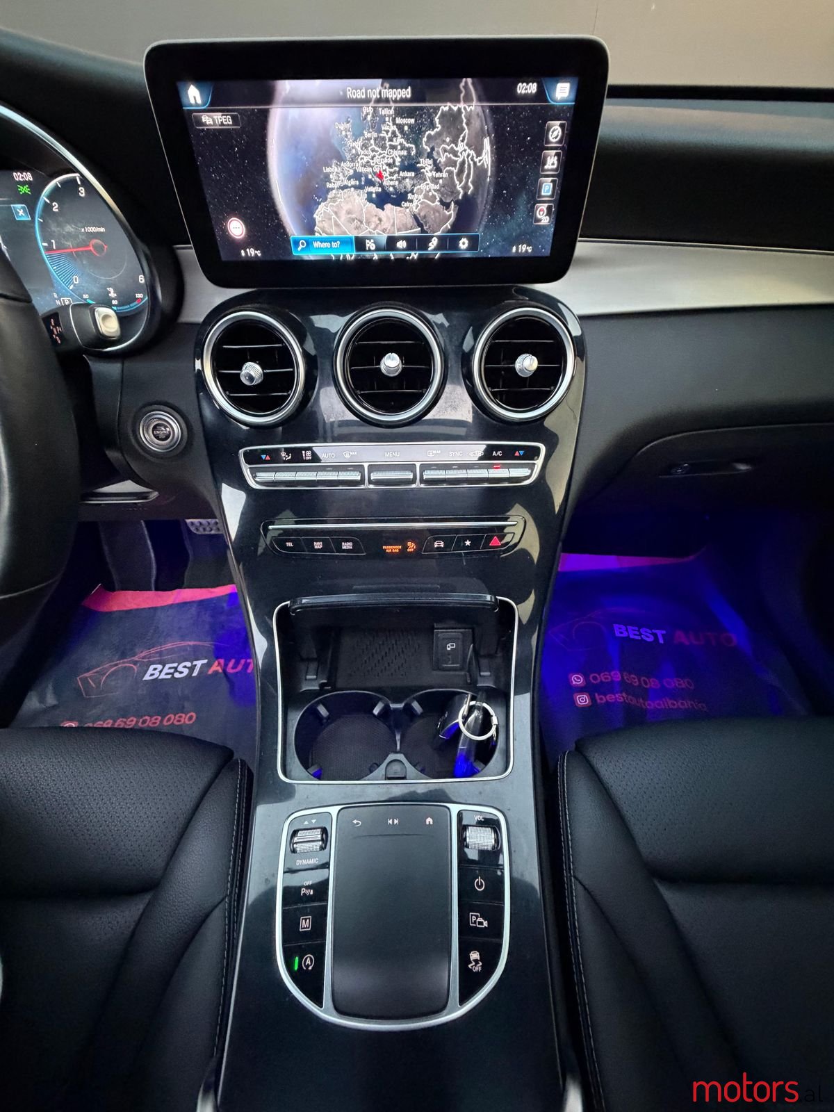 2021' Mercedes-Benz GLC 220 photo #4