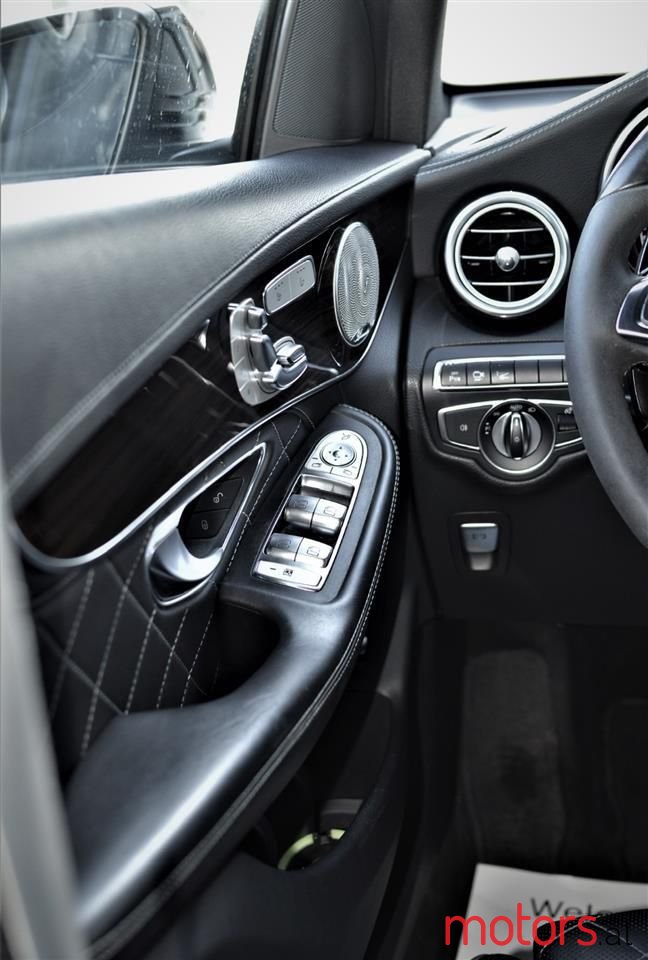 2017' Mercedes-Benz Glc 250 photo #6