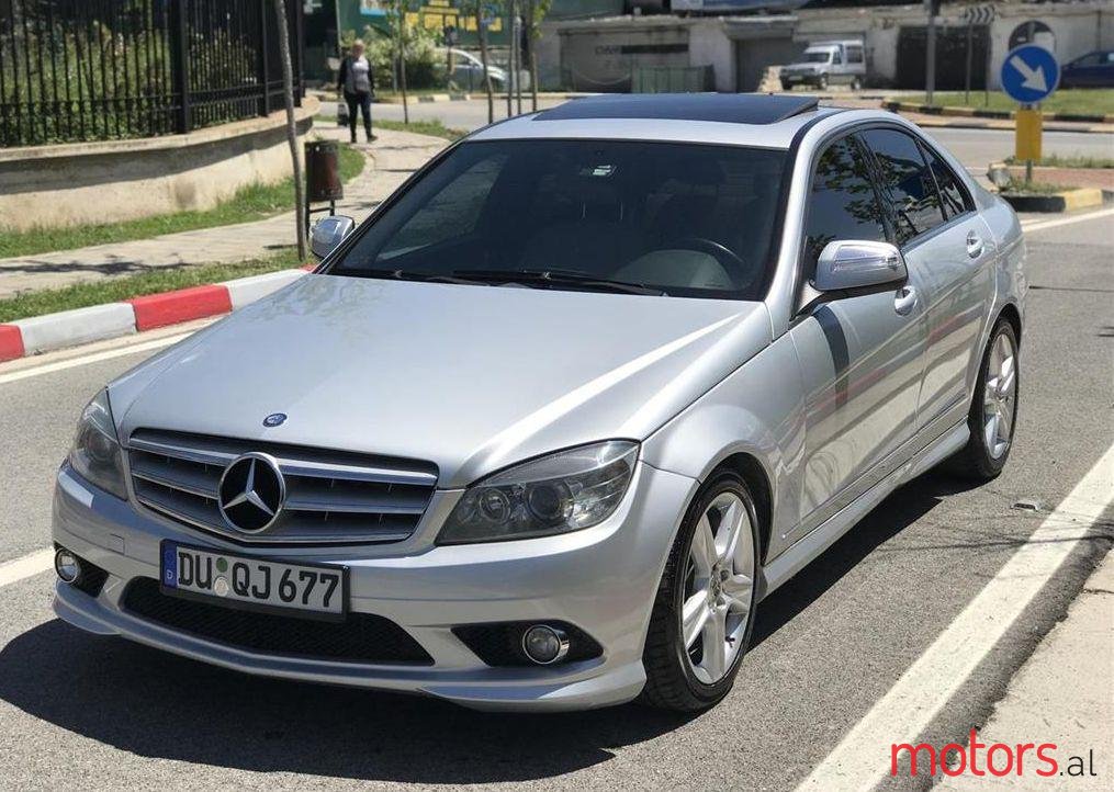 2009' Mercedes-Benz C 300 photo #1