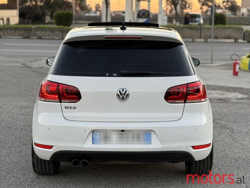 2013' Volkswagen Golf photo #5