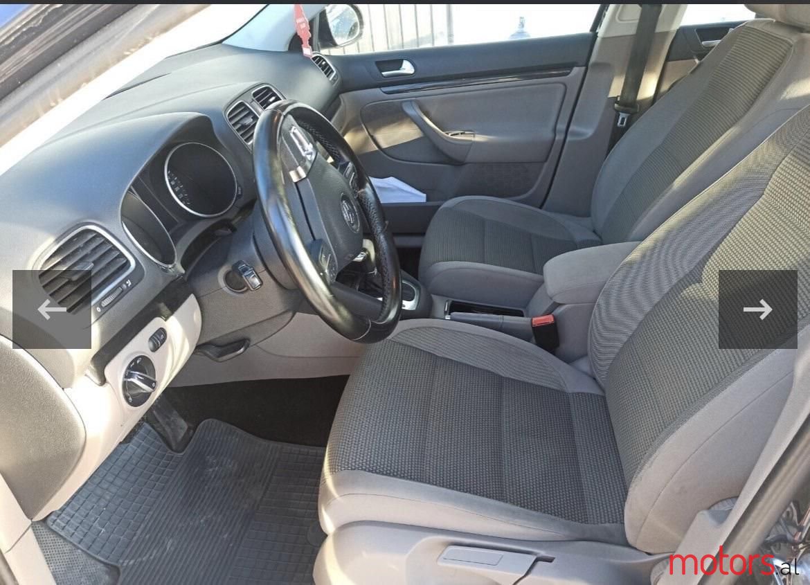 2010' Volkswagen Golf photo #6