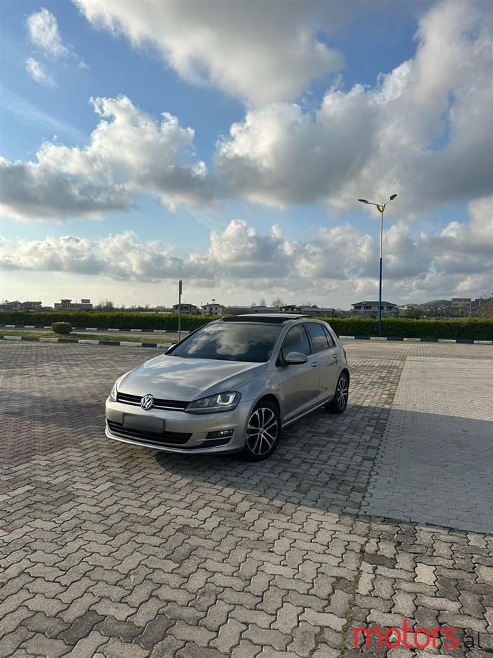 2014' Volkswagen Golf photo #1