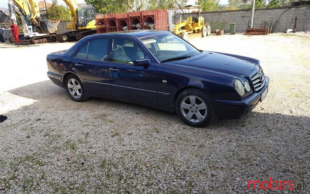 1997' Mercedes-Benz E 230 photo #1