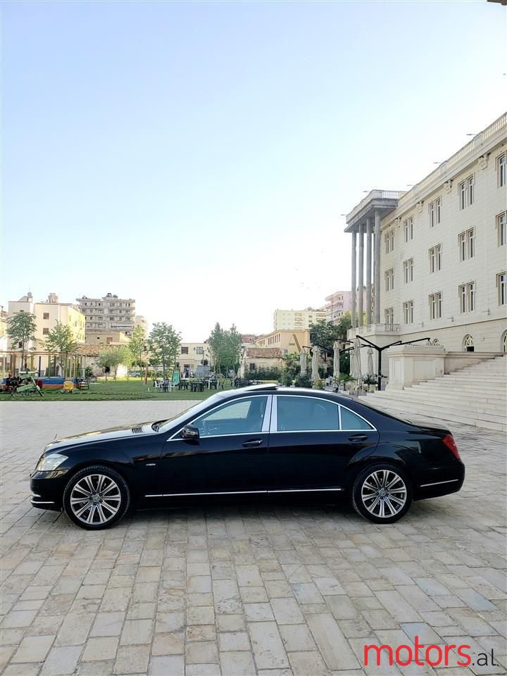 2009' Mercedes-Benz S 350 photo #5