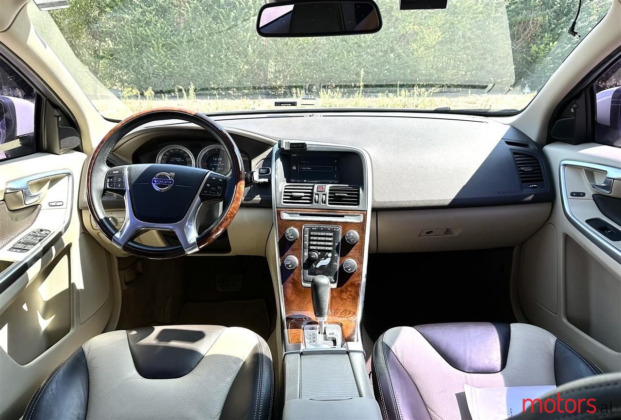 2012' Volvo Xc 60 photo #2