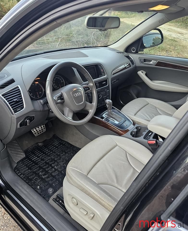 2010' Audi Q5 photo #3