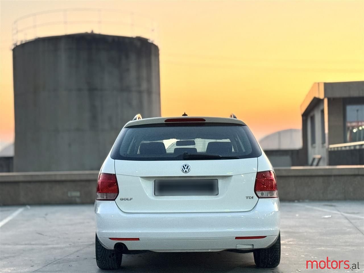 2013' Volkswagen Golf photo #2