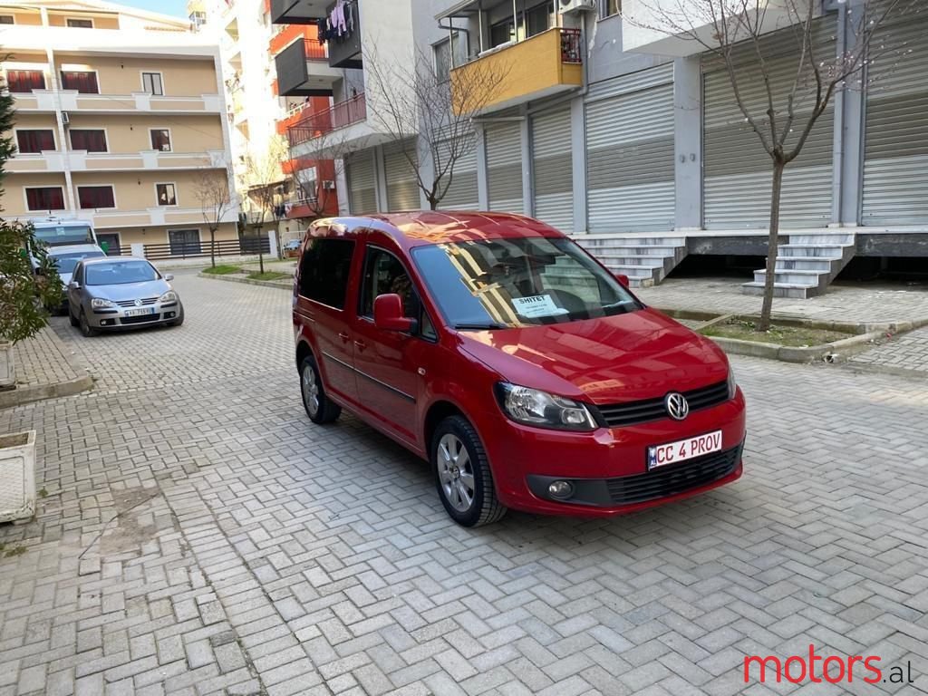 2011' Volkswagen Caddy photo #3