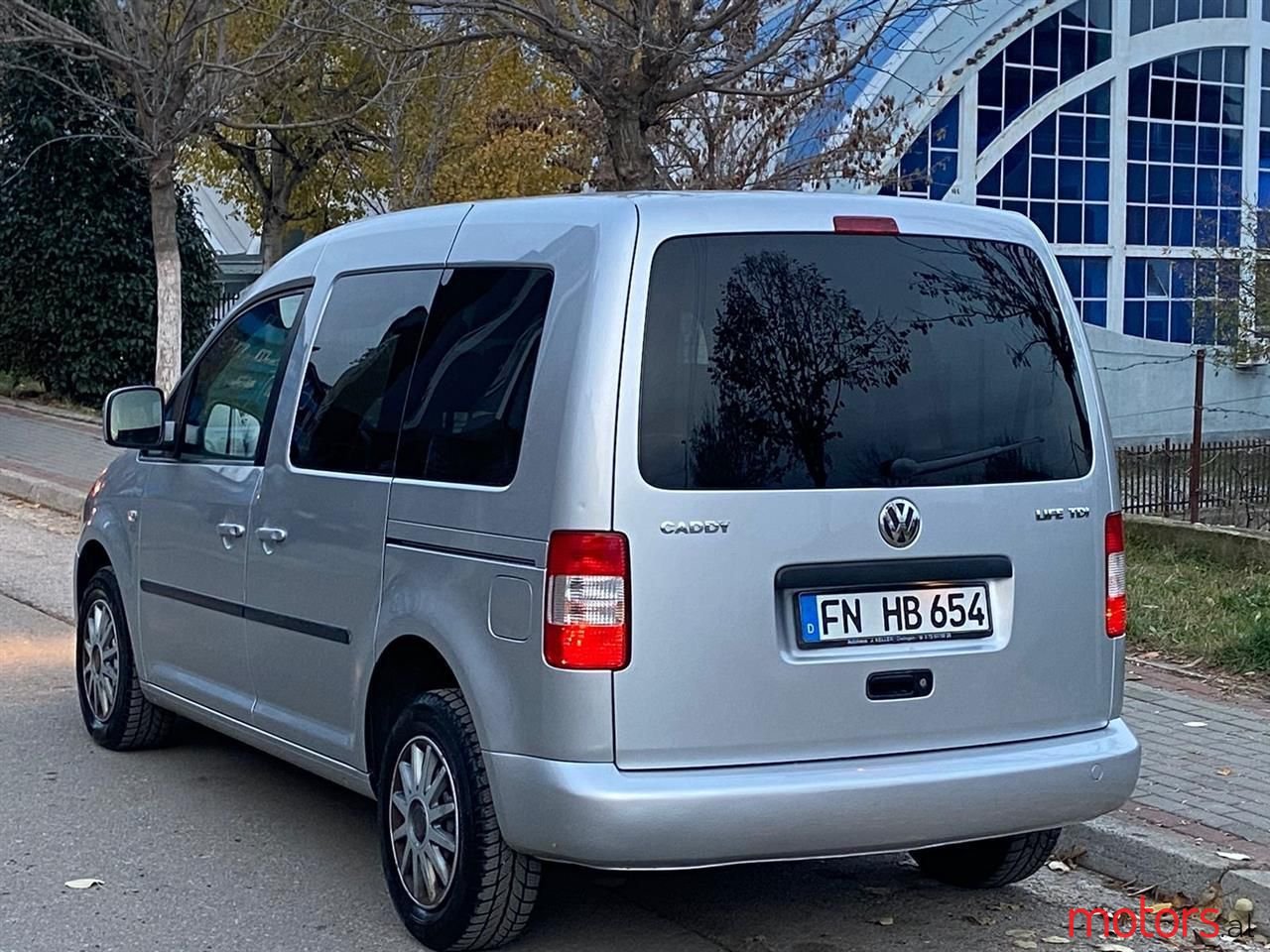 2009' Volkswagen Caddy photo #3