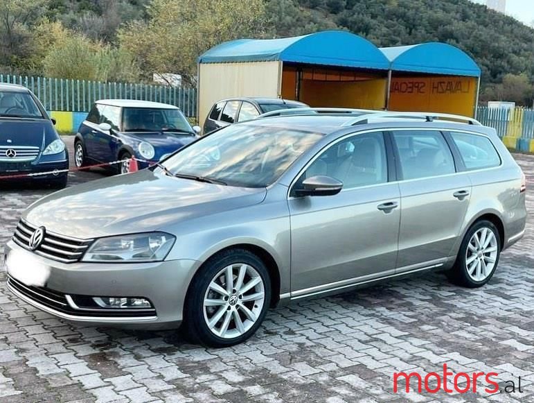 2014' Volkswagen Passat photo #1