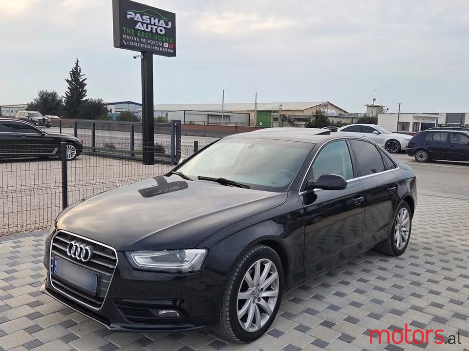 2013' Audi A4 photo #1