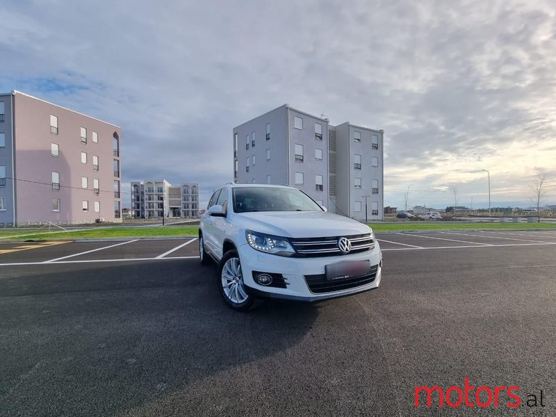 2013' Volkswagen Tiguan photo #6