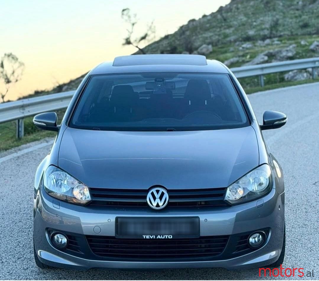 2012' Volkswagen Golf photo #6