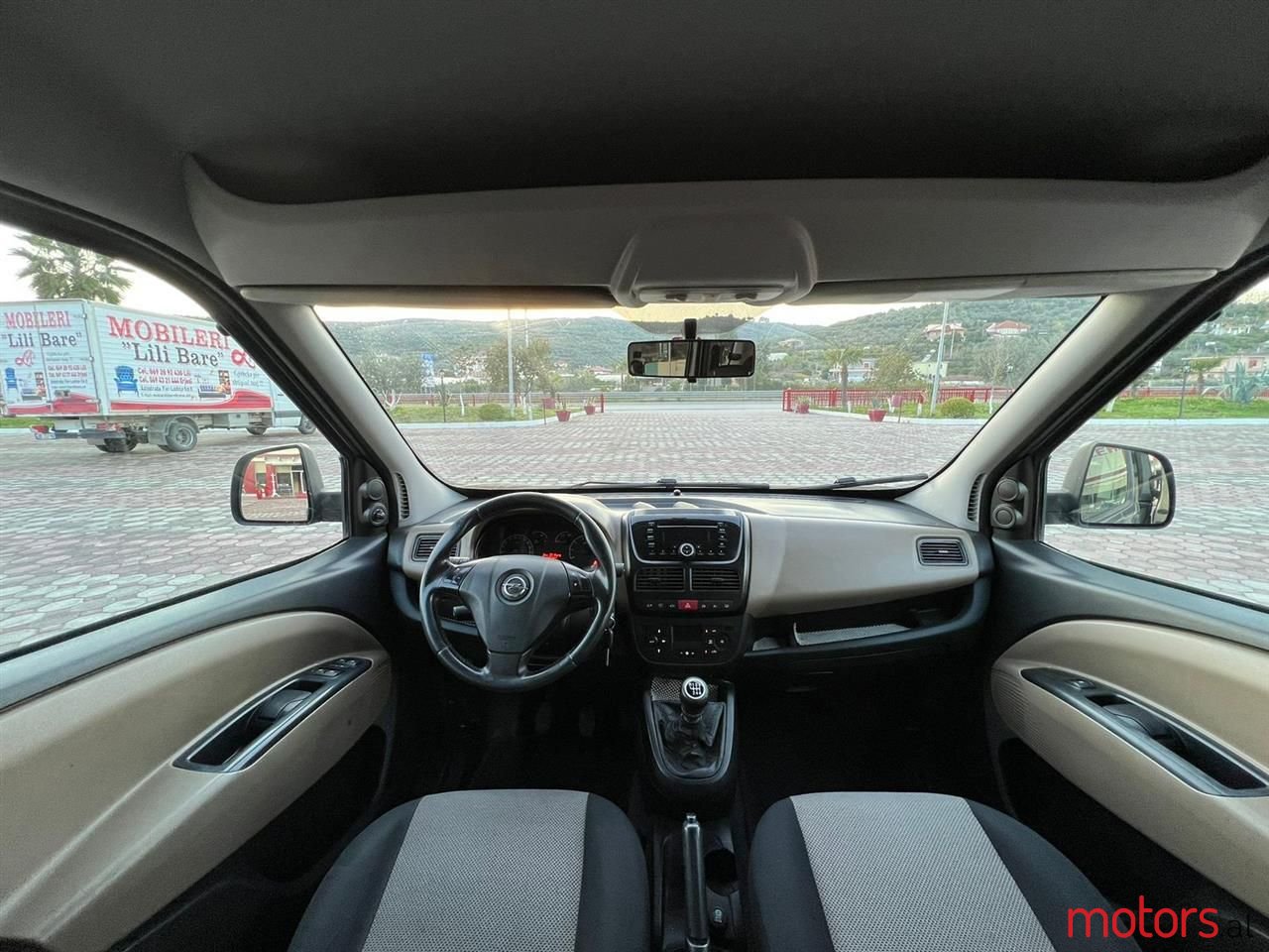 2012' Opel Combo photo #6