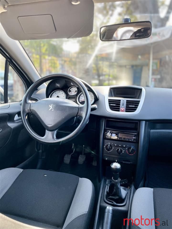 2008' Peugeot 207 photo #5