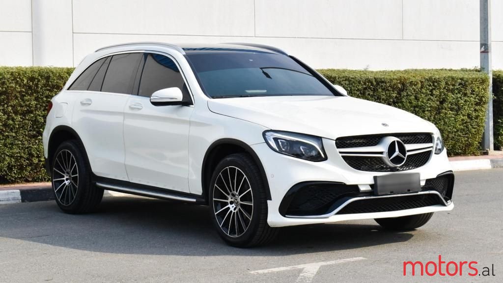 2019' Mercedes-Benz GLC 300 photo #1