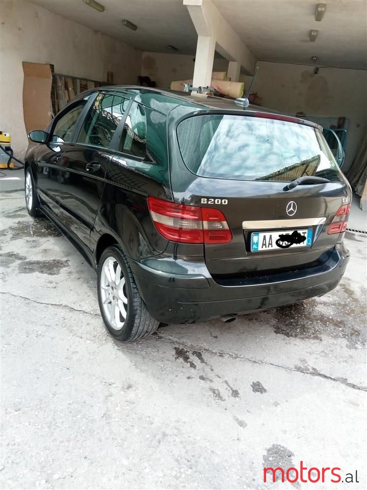 2005' Mercedes-Benz B 200 photo #3