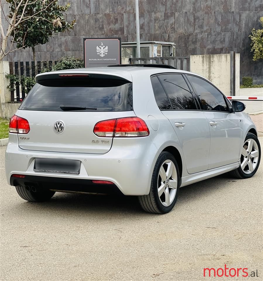2012' Volkswagen Golf photo #6