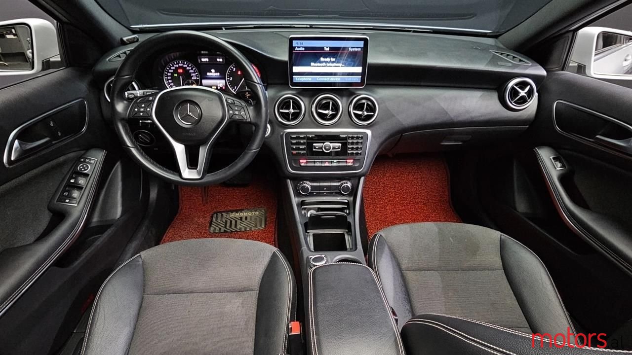2014' Mercedes-Benz A 200 photo #2