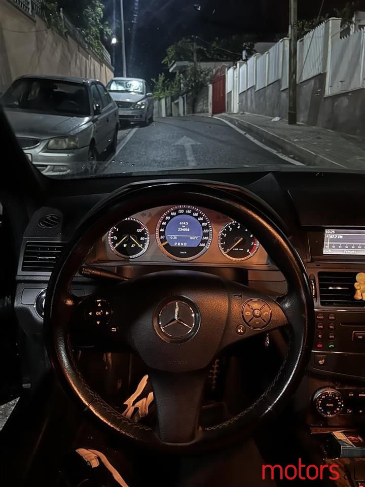 2008' Mercedes-Benz C 300 photo #4