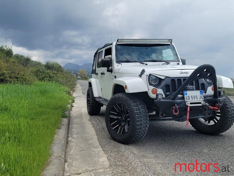 2016' Jeep Wrangler photo #4