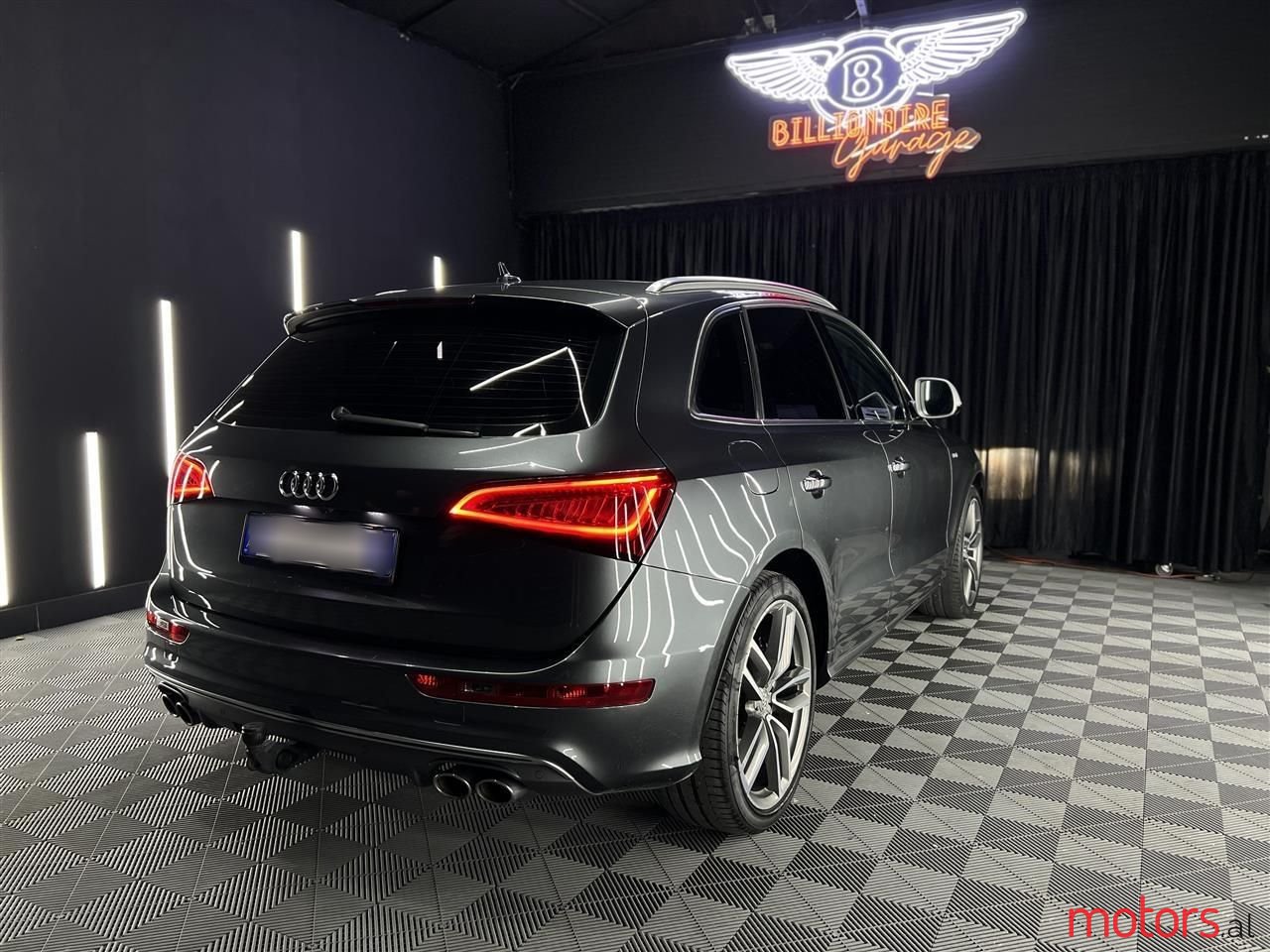 2016' Audi SQ5 photo #2