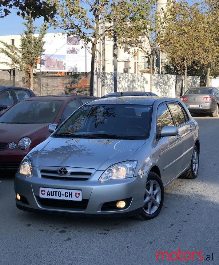 2005' Toyota Corolla photo #1
