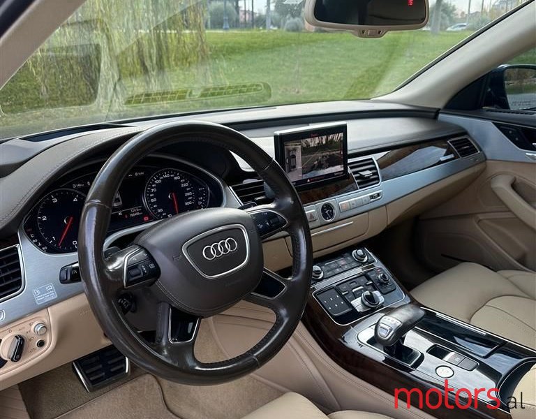 2015' Audi A8 photo #5