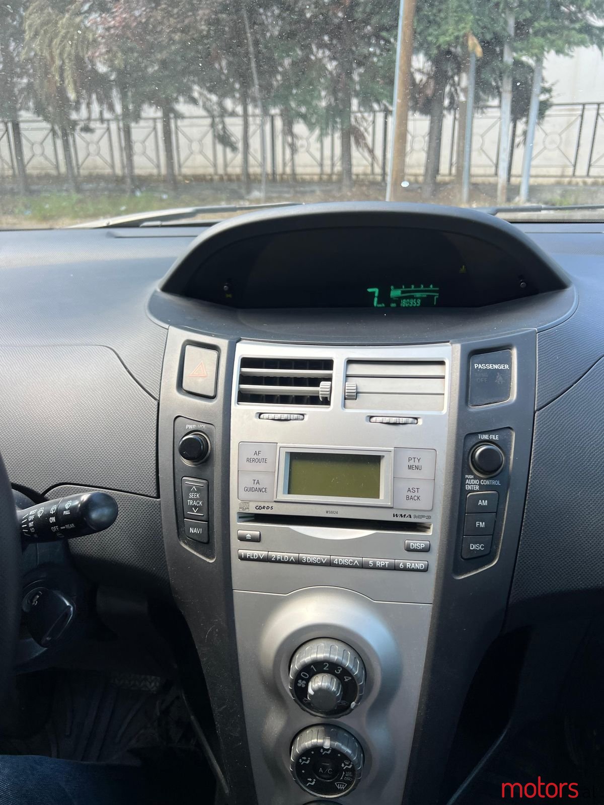 2006' Toyota Yaris photo #6
