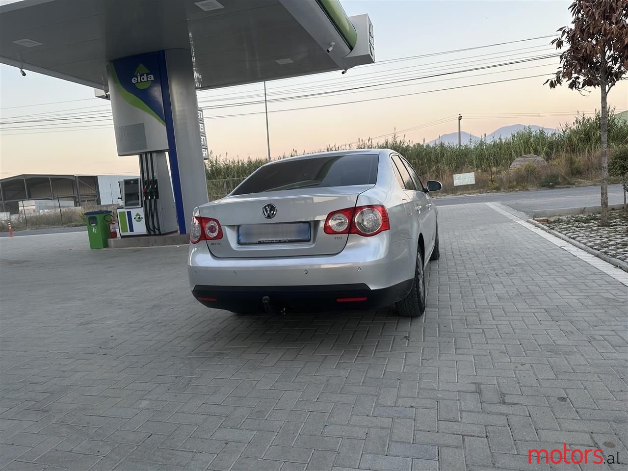 2007' Volkswagen Golf photo #6