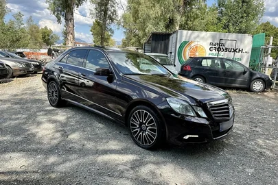 2009' Mercedes-Benz E 350