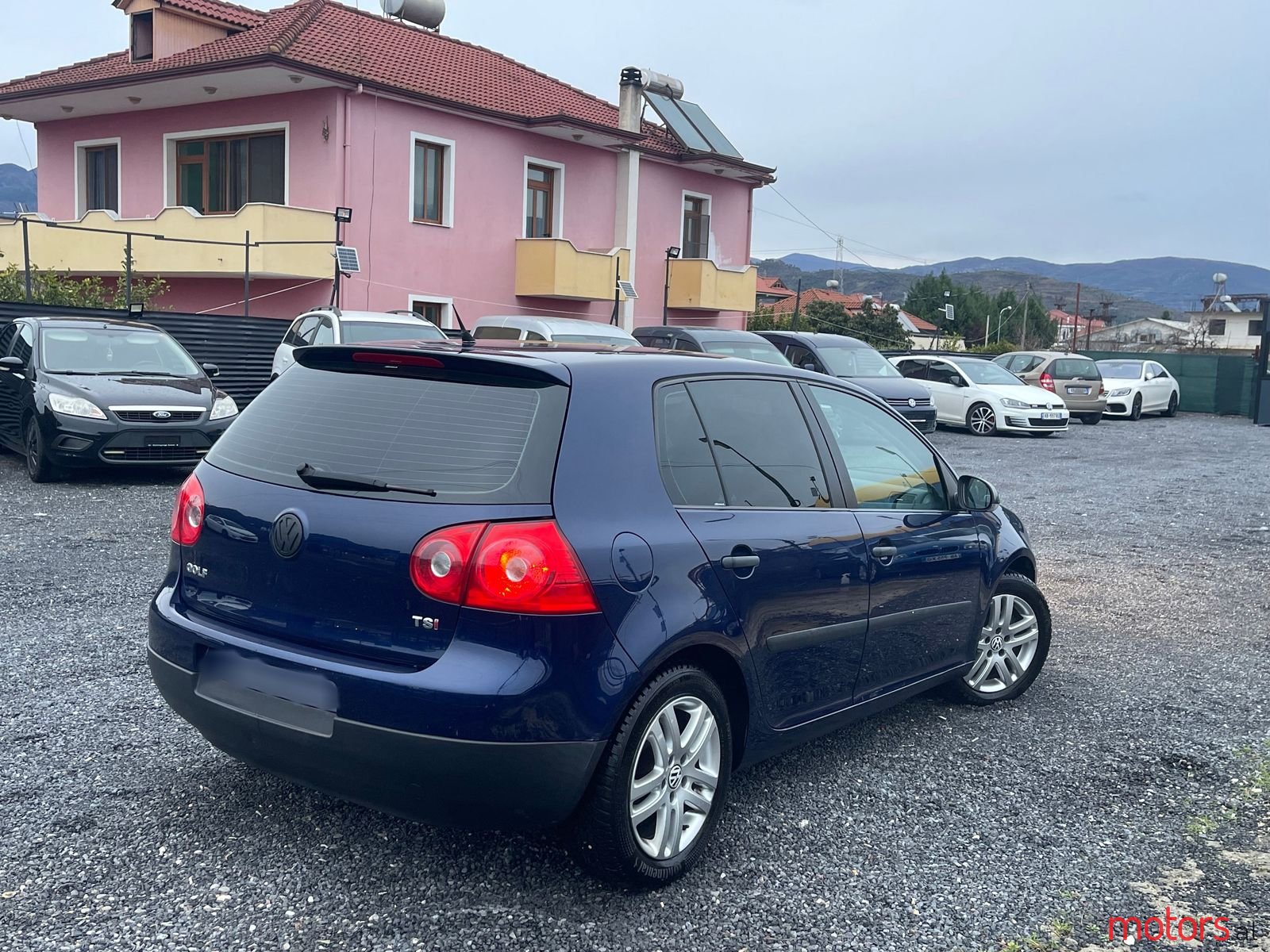 2007' Volkswagen Golf photo #6