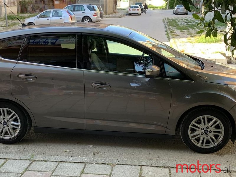 2013' Ford C-MAX photo #4