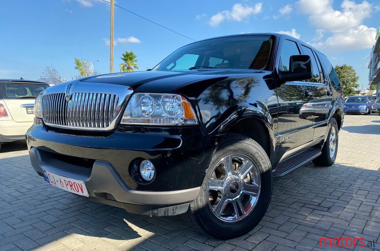 2005' Lincoln Aviator photo #1