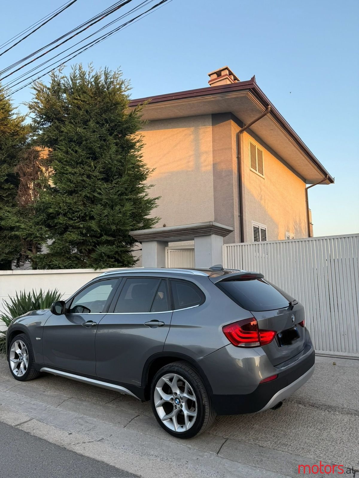 2010' BMW X1 photo #2