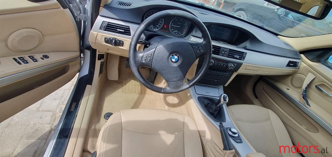 2008' BMW 320 photo #5