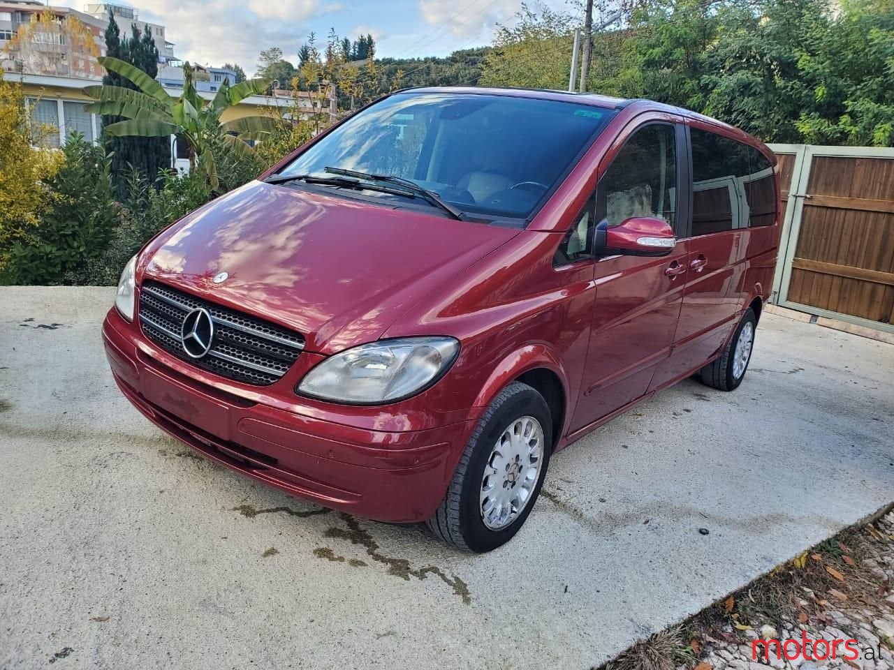 2006' Mercedes-Benz Viano photo #2