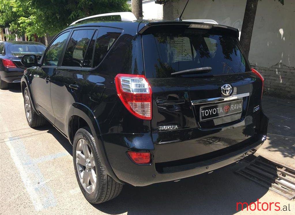 2010' Toyota RAV4 photo #1