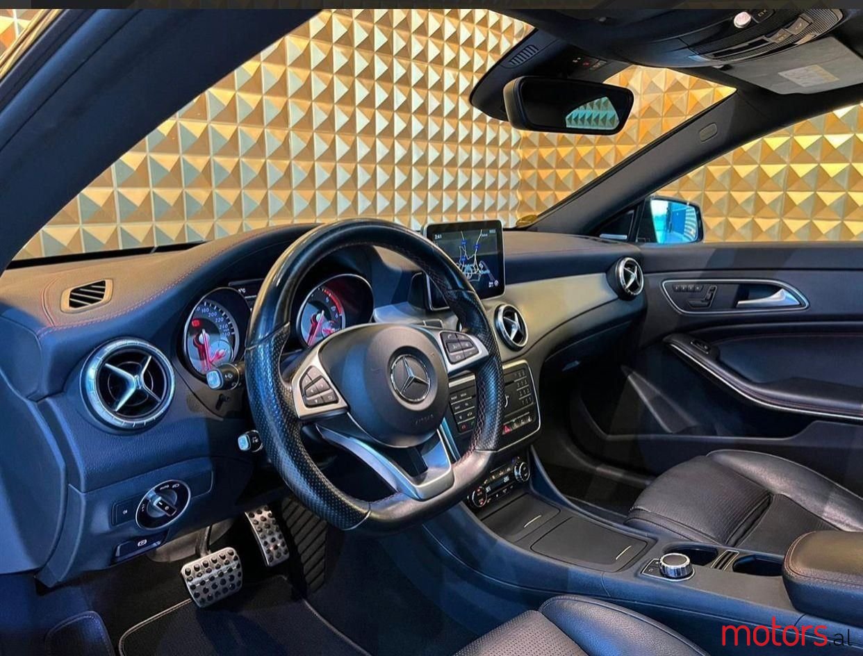 2017' Mercedes-Benz CLA 200 photo #4