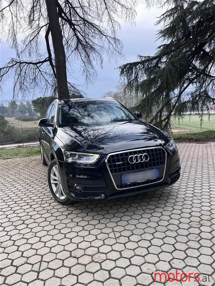 2013' Audi Q3 photo #2