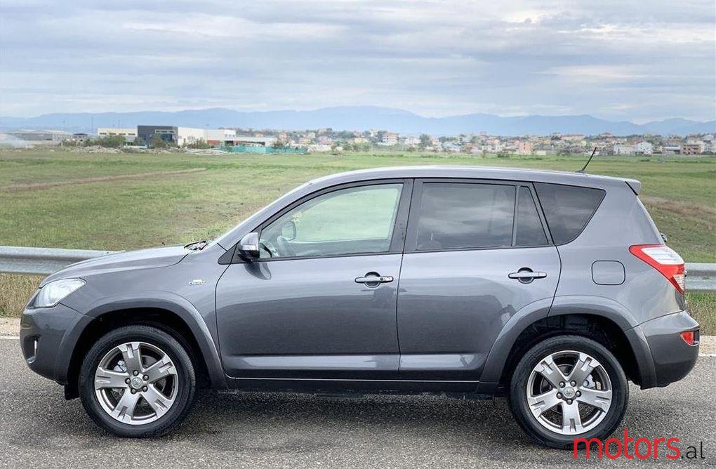 2009' Toyota RAV4 photo #1