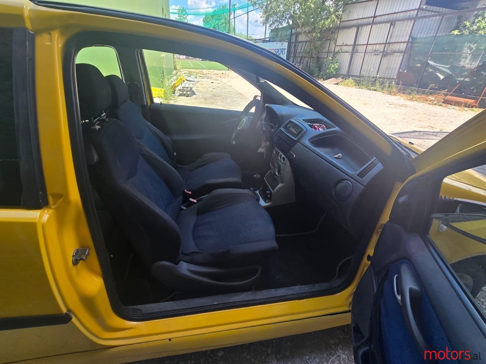 2000' Fiat Punto photo #2