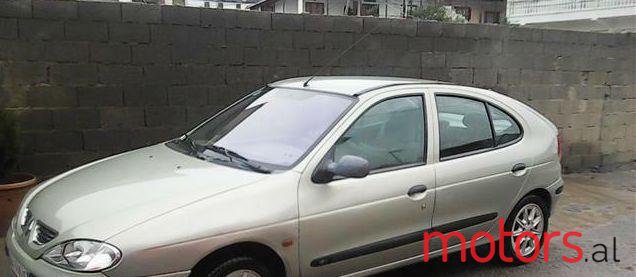 2000' Renault Megane photo #1