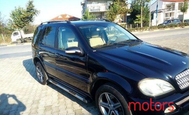 2004' Mercedes-Benz ML-Class photo #2